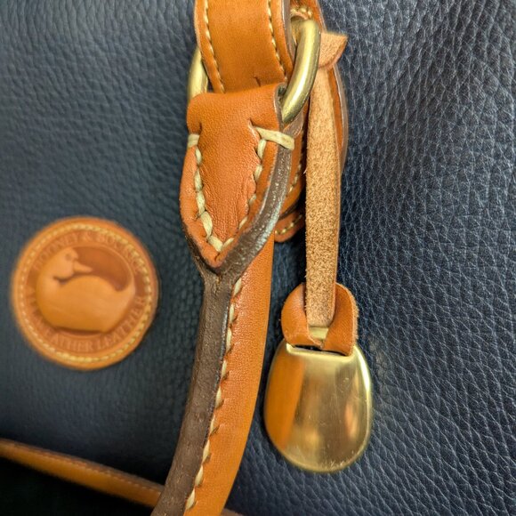 Vintage 1990s Dooney and Bourke Gladstone satchel - Picture 12 of 12